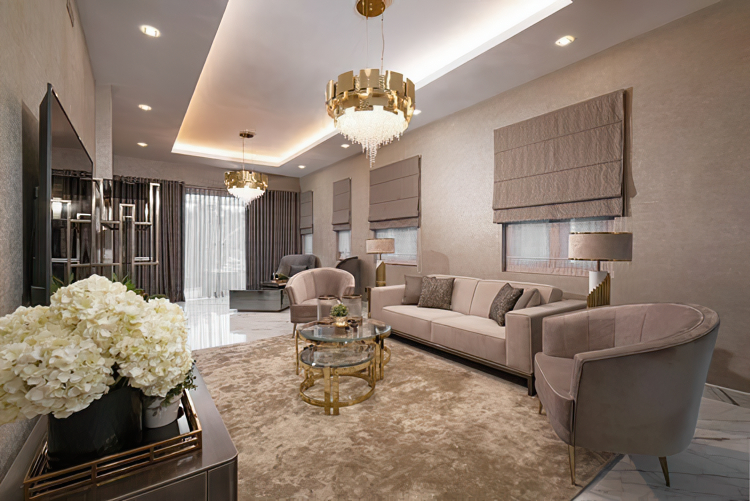 Dự án phòng khách hiện đại nổi bật với sofa dài bọc vải chống bẩn
