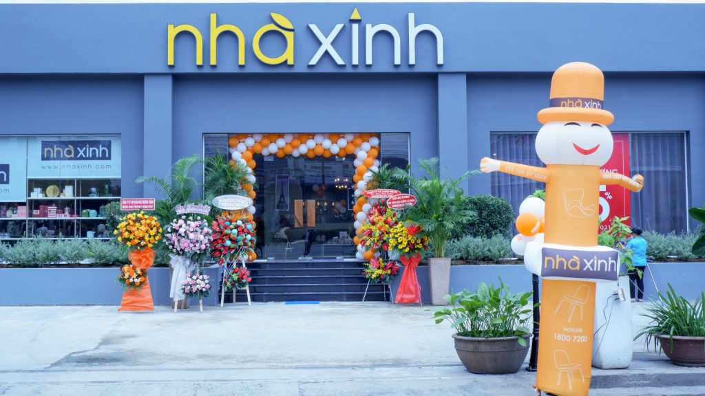 Nhà Xinh, ra mắt từ năm 2009, chuyên về nhà ở dân dụng