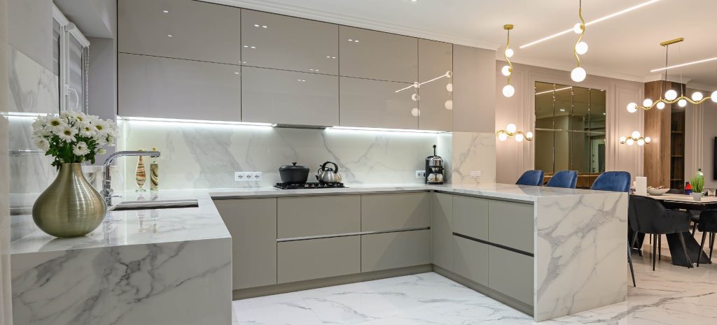 Thiết Kế Nhà Bếp Đẹp và Hiện Đại Chữ U