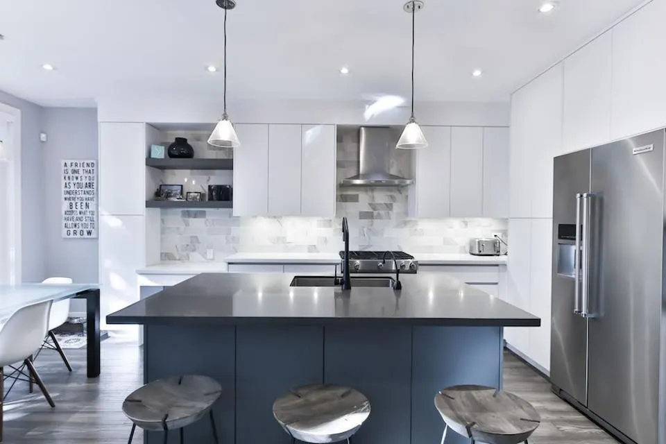 Mẫu thiết kế nội thất phòng bếp chung cư 90m2