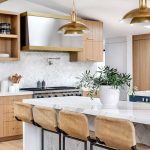 Thiết kế phòng bếp 12m2 với đảo bếp