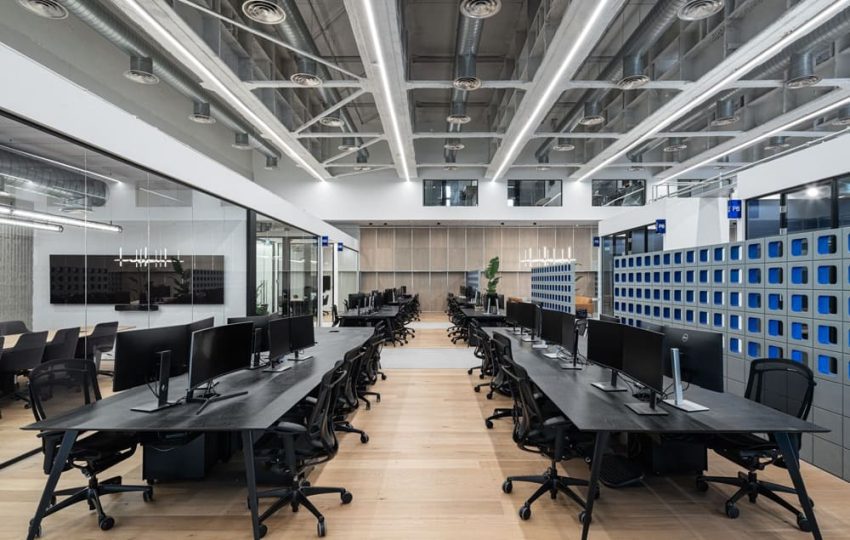 Thiết kế văn phòng 200m2 phong cách công nghiệp