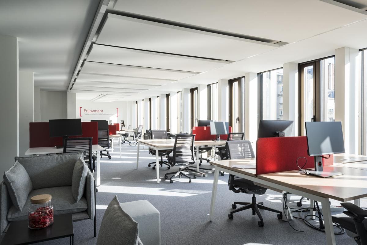 Thiết kế văn phòng 90m2 phong cách sang trọng