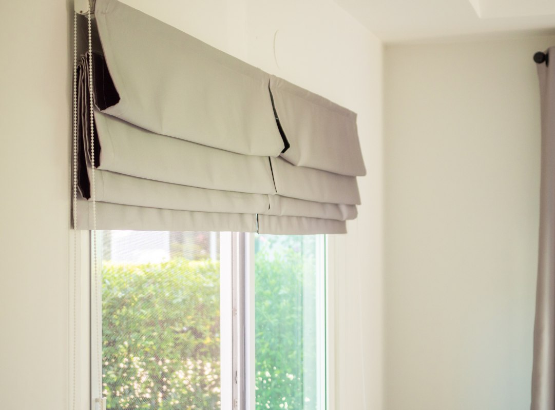 Top 25 Mẫu phòng ngủ có rèm cửa sổ đẹp, tinh tế và hiện đại