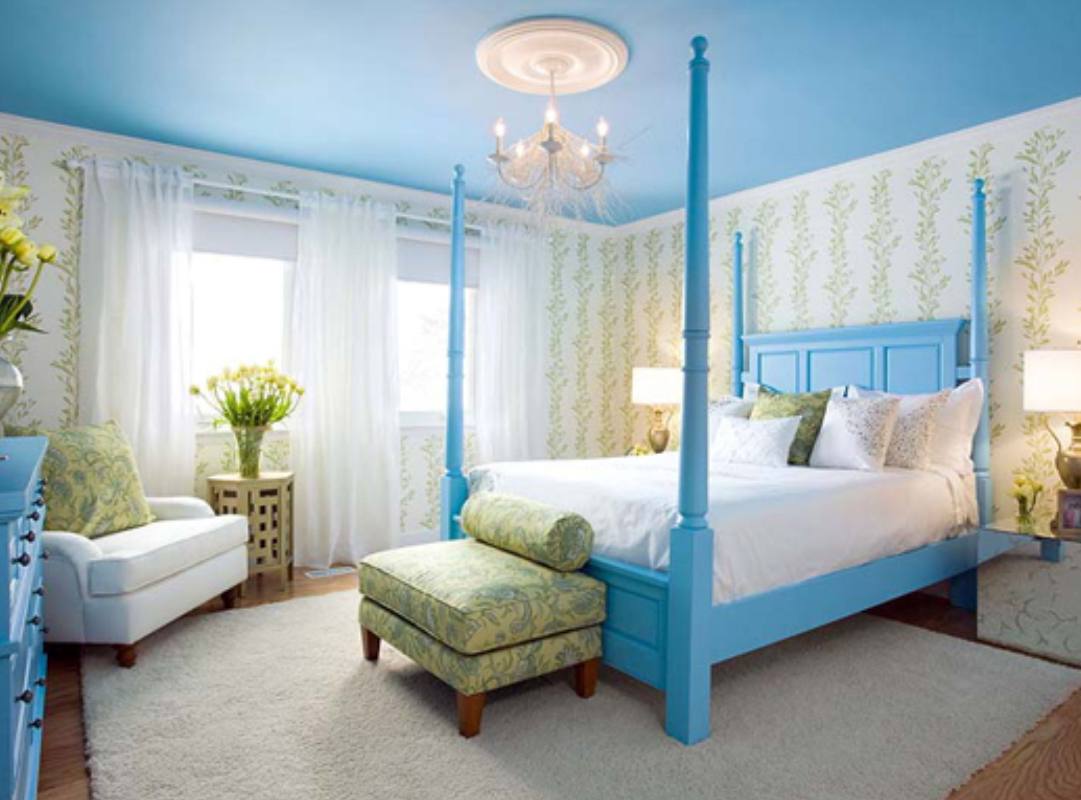 Mẫu phòng ngủ cho người mệnh thủy tường xanh pastel ga trắng