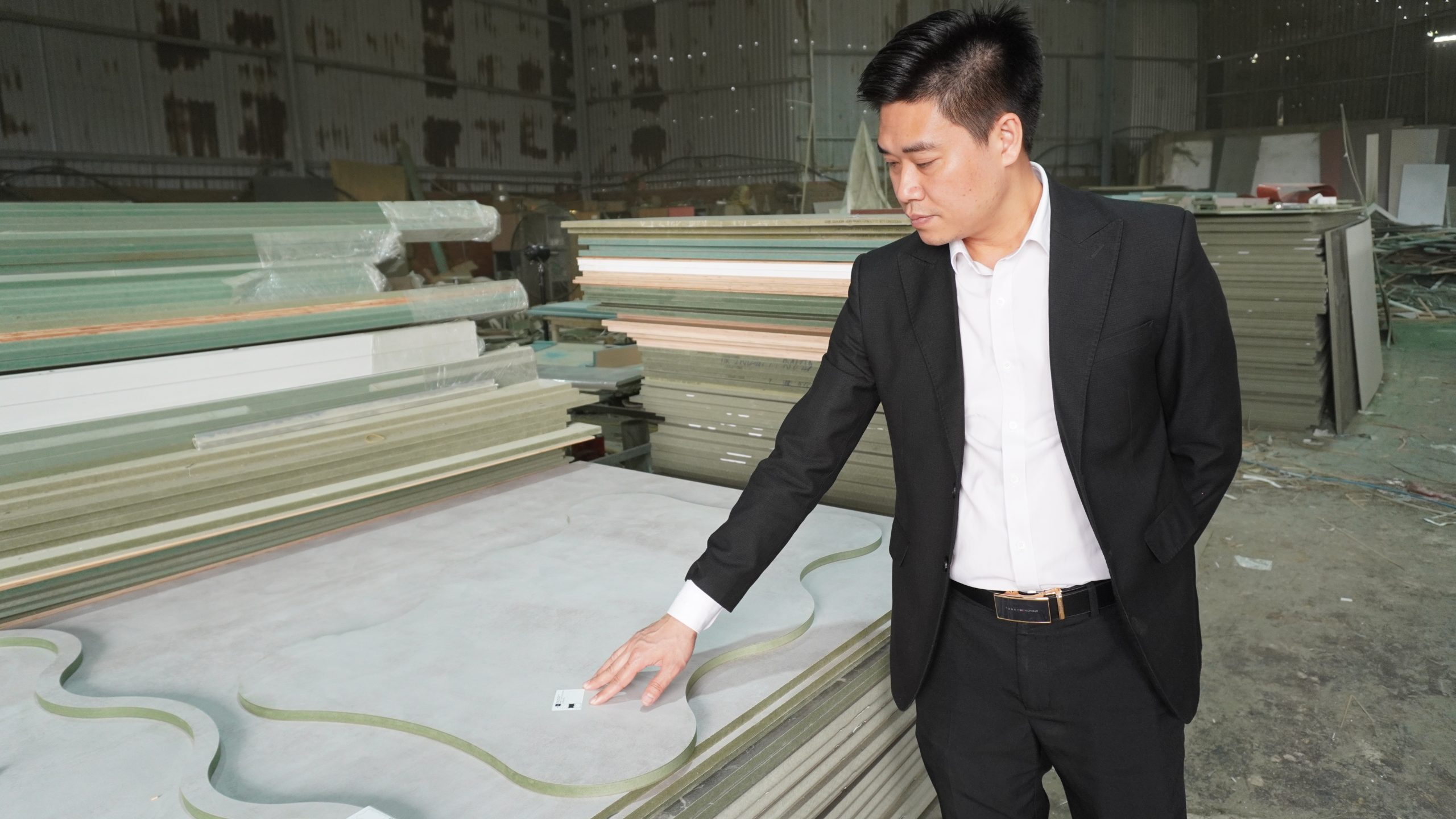 CEO Dương Văn Nam – Hơn 15 Năm Theo Đuổi Chữ “Tín” Trong Ngành Nội Thất